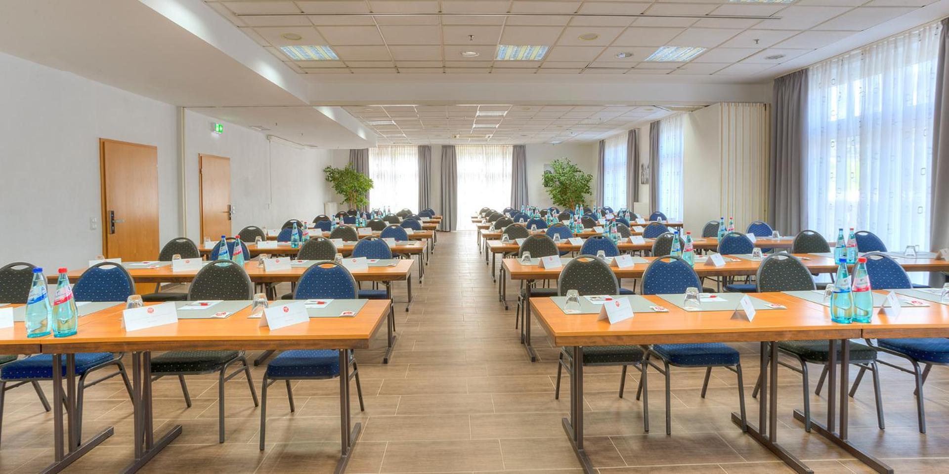 Achat Hotel Frankfurt Майнталь Экстерьер фото