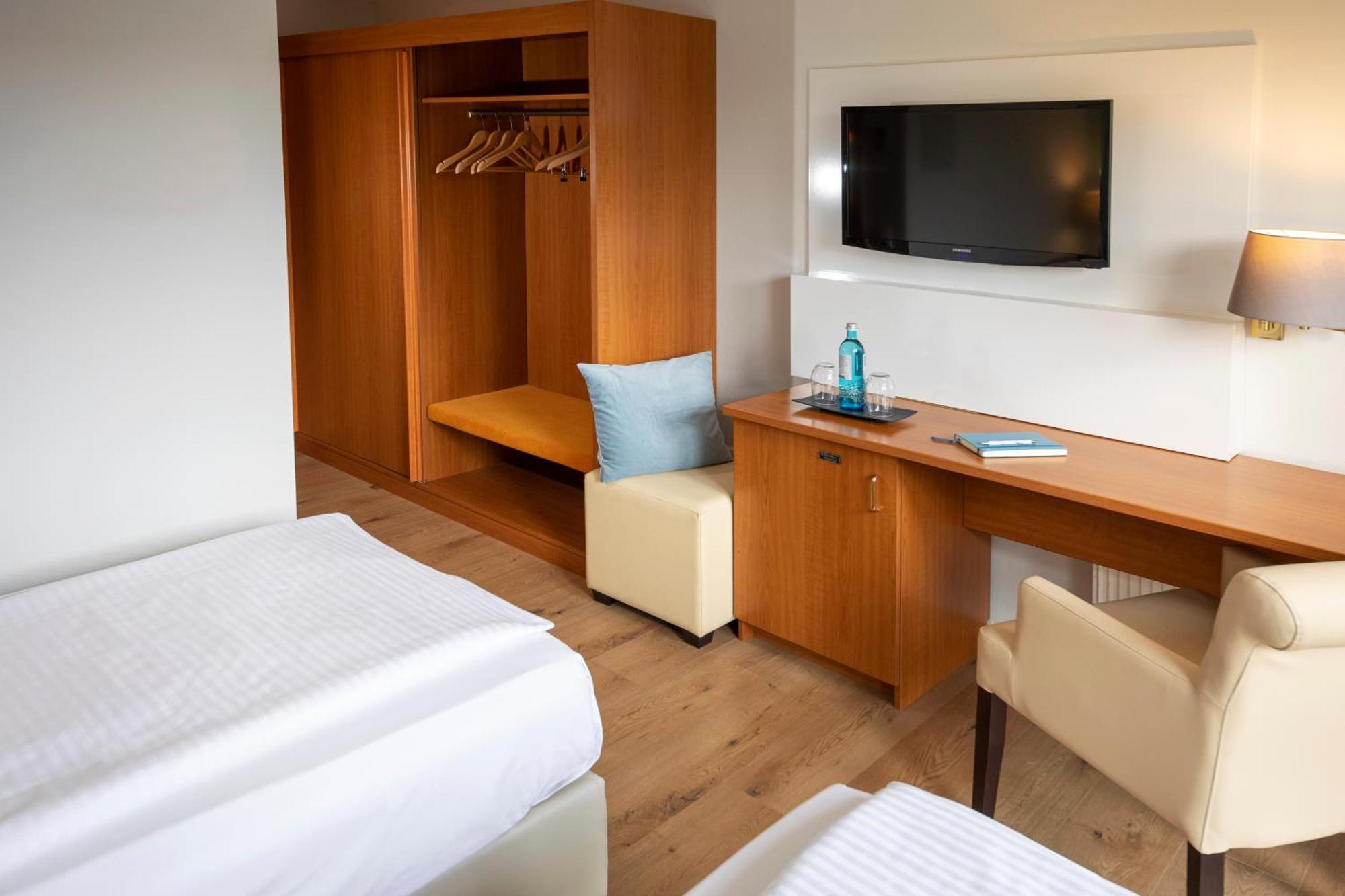Achat Hotel Frankfurt Майнталь Экстерьер фото
