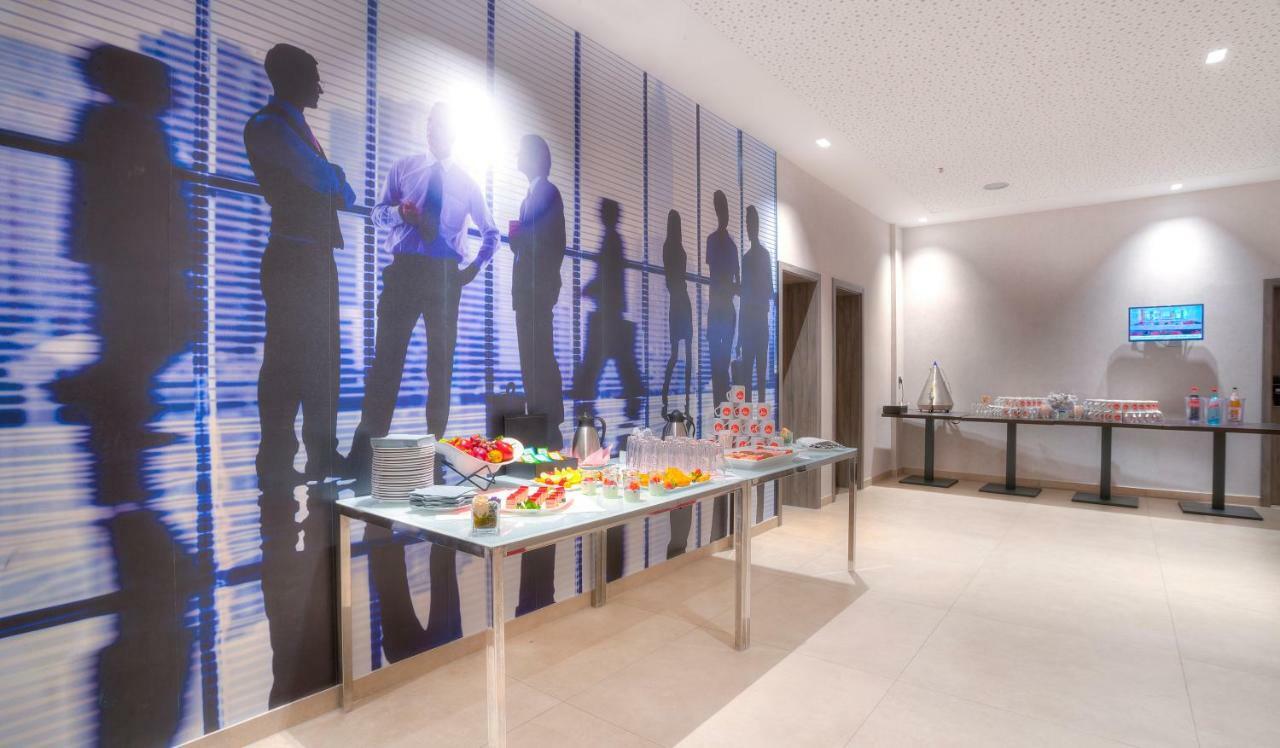 Achat Hotel Frankfurt Майнталь Экстерьер фото